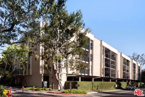 5210 Raintree Cir, Culver City, CA 90230