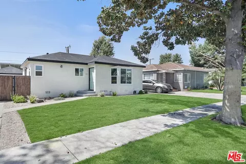 715 N Locust Ave, Compton, CA 90221