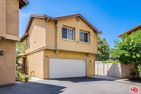 15151 Foothill Blvd #14, Sylmar, CA 91342