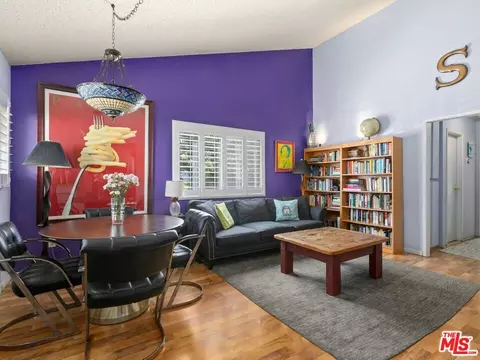 1101 N Summit Ave #1, Pasadena, CA 91103