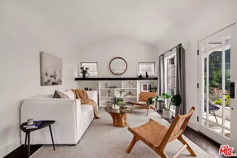 712 Burwood Ter, Los Angeles, CA 90042