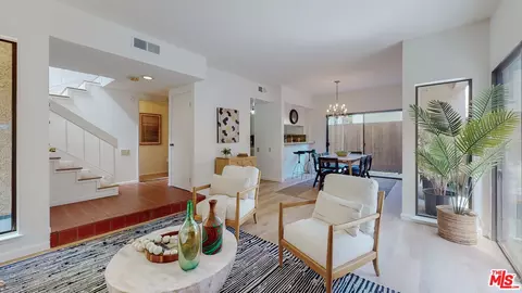 1655 Greenfield Ave #2, Los Angeles, CA 90025