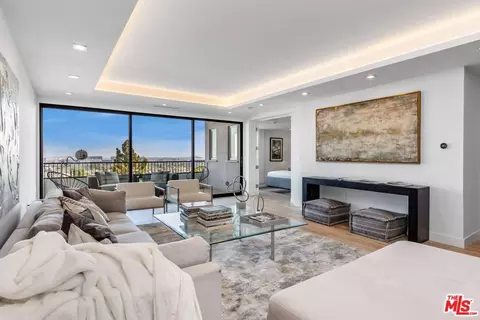 1100 Alta Loma Rd #706, West Hollywood, CA 90069