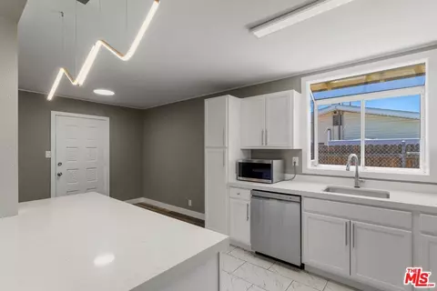 25497 Eaton St, Barstow, CA 92311 photo 14