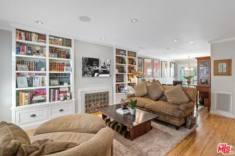 880 Hilldale Ave #11, West Hollywood, CA 90069