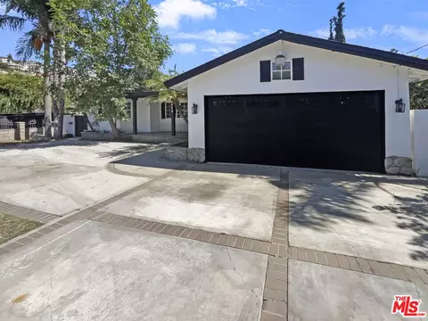 4604 E Via Lardo Ave, Orange, CA 92869