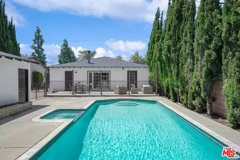 1025 E Walnut Ave, Orange, CA 92867 photo 2