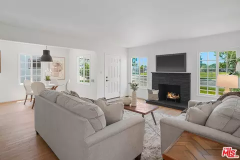 1025 E Walnut Ave, Orange, CA 92867 photo 6