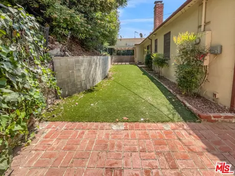 650 Corwin Ave, Glendale, CA 91206 photo 17
