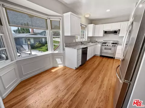 650 Corwin Ave, Glendale, CA 91206 photo 6