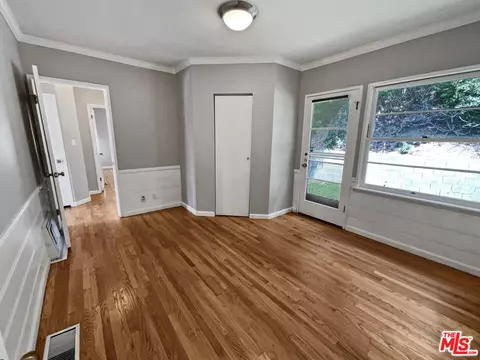 650 Corwin Ave, Glendale, CA 91206 photo 14