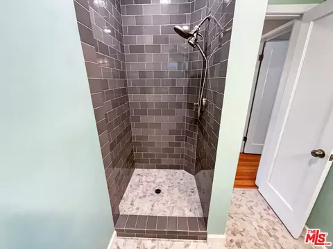 650 Corwin Ave, Glendale, CA 91206 photo 13