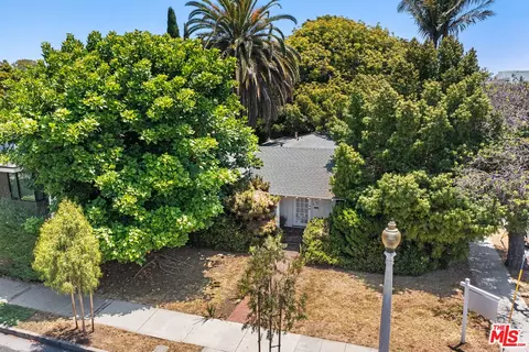 2202 California Ave, Santa Monica, CA 90403
