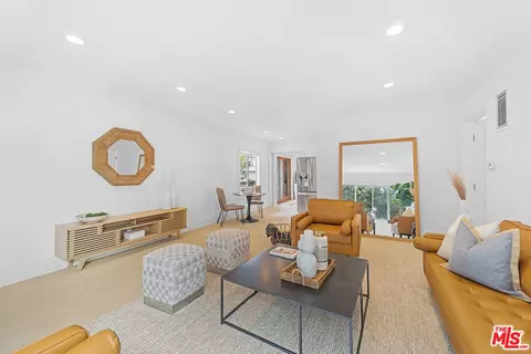 2921 10th St #4, Santa Monica, CA 90405