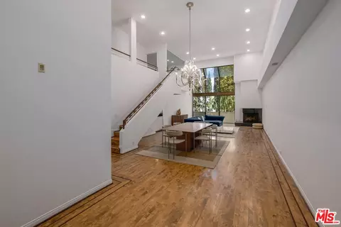 1520 S Beverly Glen Blvd #408, Los Angeles, CA 90024