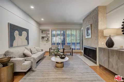 2276 S Beverly Glen Blvd #104, Los Angeles, CA 90064