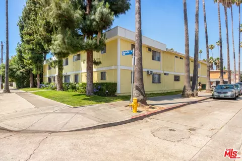 7055 Alabama Ave, Canoga Park, CA 91303