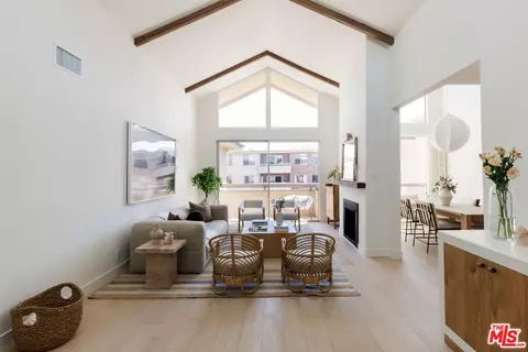 1509 Greenfield Ave #301, Los Angeles, CA 90025