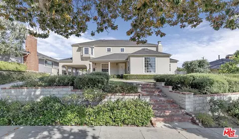 518 Amherst Dr, Burbank, CA 91504