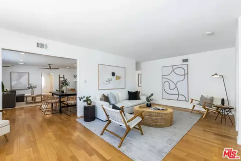 1209 E Walnut Ave, El Segundo, CA 90245 photo 4