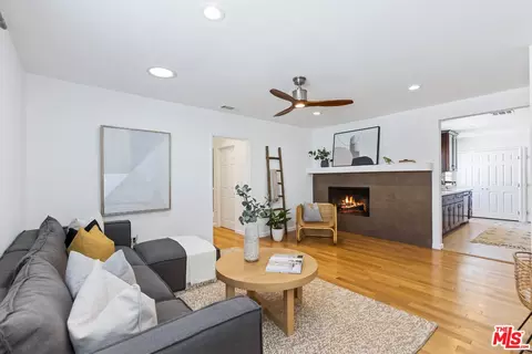 1209 E Walnut Ave, El Segundo, CA 90245 photo 7