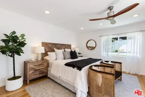 1209 E Walnut Ave, El Segundo, CA 90245 photo 13