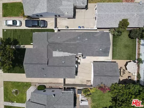 1209 E Walnut Ave, El Segundo, CA 90245 photo 32