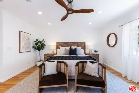 1209 E Walnut Ave, El Segundo, CA 90245 photo 14