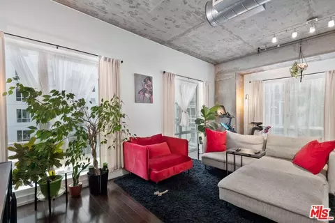 645 W 9th St #431, Los Angeles, CA 90015