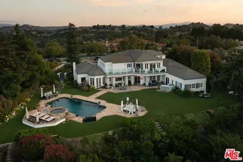 5933 Annie Oakley Rd, Hidden Hills, CA 91302