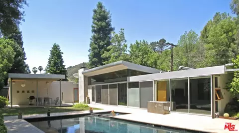 2538 Hutton Dr, Beverly Hills, CA 90210