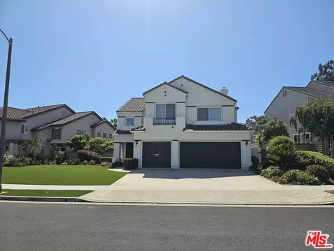 6573 Kentwood Bluffs Dr, Los Angeles, CA 90045
