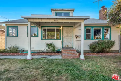 11613 Gale Ave, Hawthorne, CA 90250