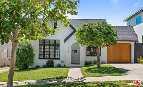 1329 Carmona Ave, Los Angeles, CA 90019