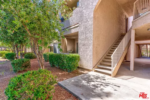 2325 Del Mar Way #203, Corona, CA 92882