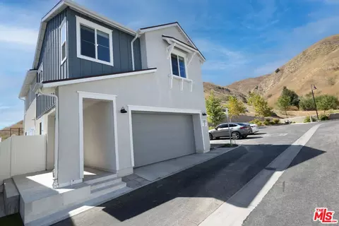 11881 Terra Vista Way #121, Lake View Terrace, CA 91342