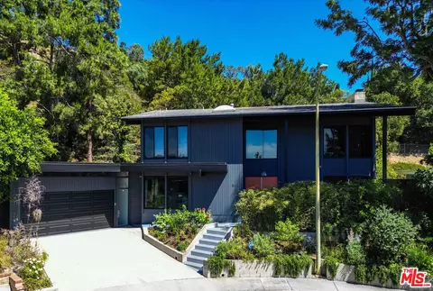 3172 Dona Susana Dr, Studio City, CA 91604