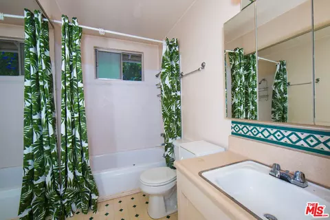 76 E Palm St, Altadena, CA 91001 photo 12