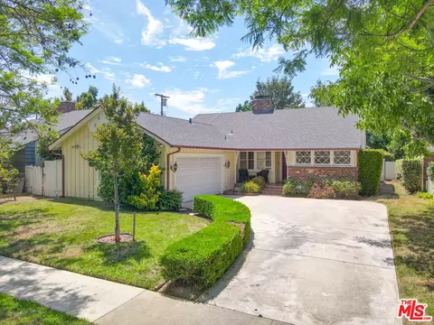 14202 Cantlay St, Van Nuys, CA 91405