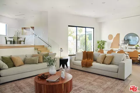 2376 Kimridge Rd, Beverly Hills, CA 90210