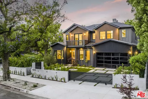 4242 Elmer Ave, Studio City, CA 91602