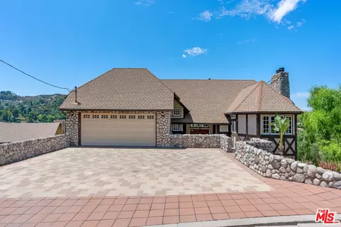 4747 Galendo St, Woodland Hills, CA 91364