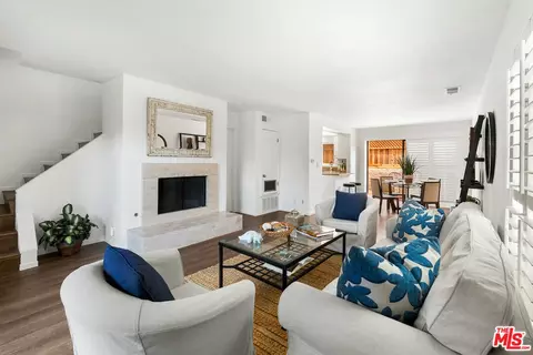 1229 Stanford St #1, Santa Monica, CA 90404