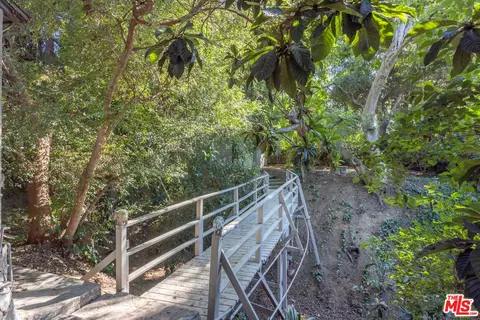 11600 Canton Pl, Studio City, CA 91604 photo 18