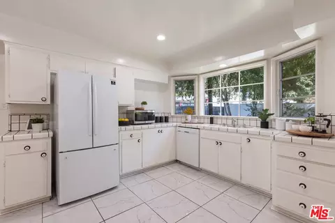 11600 Canton Pl, Studio City, CA 91604 photo 7