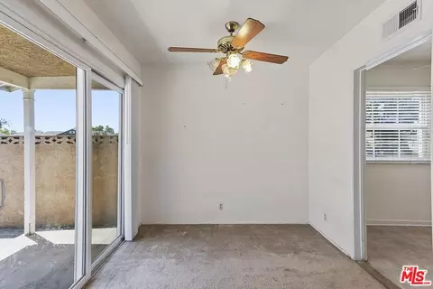 7000 Bothwell Rd, Reseda, CA 91335 photo 5