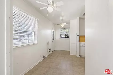 7000 Bothwell Rd, Reseda, CA 91335 photo 7