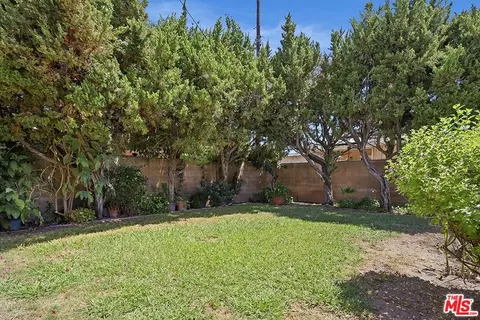 7000 Bothwell Rd, Reseda, CA 91335 photo 23