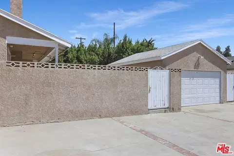 7000 Bothwell Rd, Reseda, CA 91335 photo 3