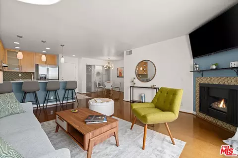 4702 Fulton Ave #308, Sherman Oaks, CA 91423